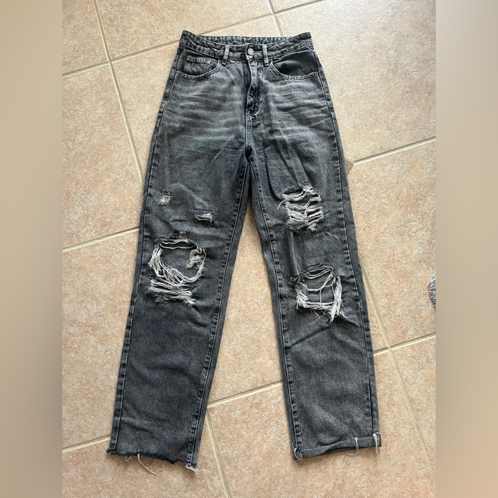 SHEIN Charcoal Straight Leg Jeans